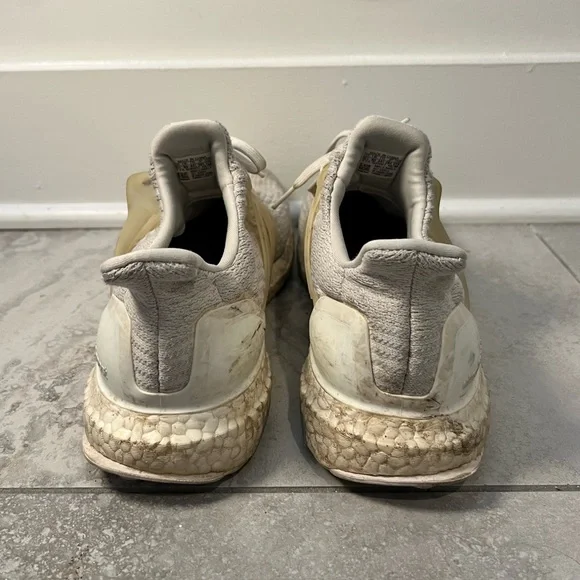 Mens size 10.5 adidas ultra boost - Picture 5 of 7